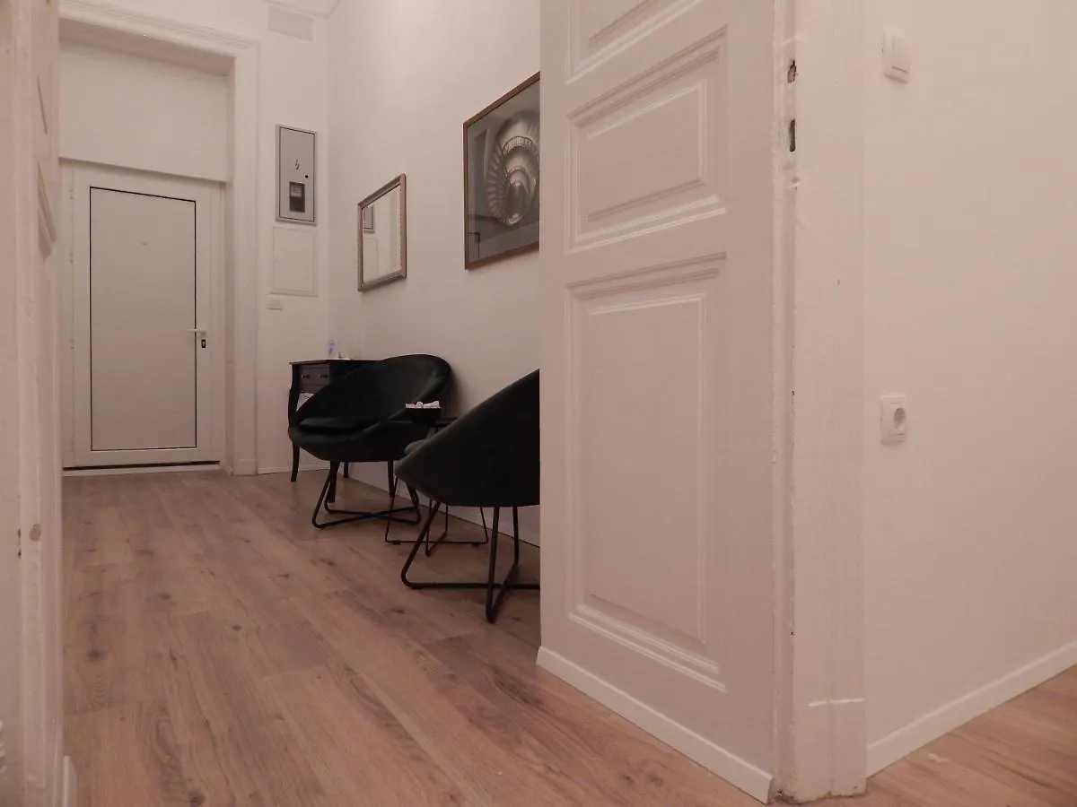 Gold Rooms And Suite Fiume 0*,  Croazia